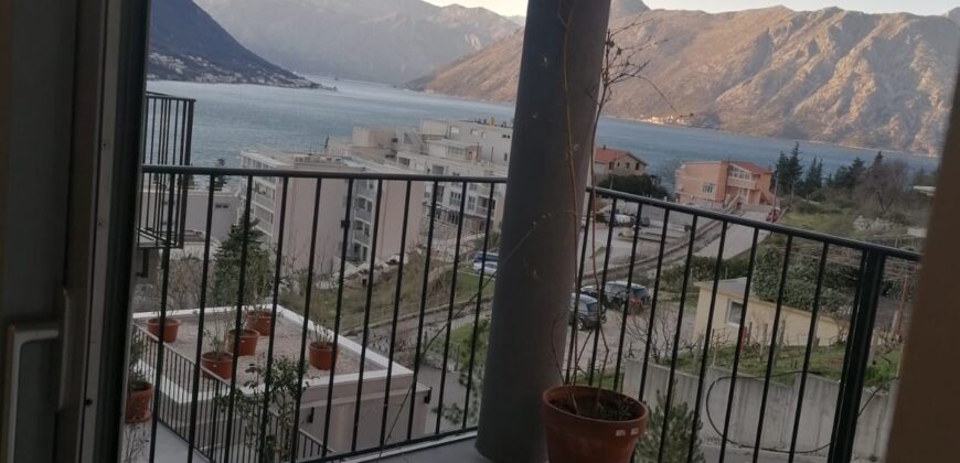 SATILIK DAİRE KOTOR’DA