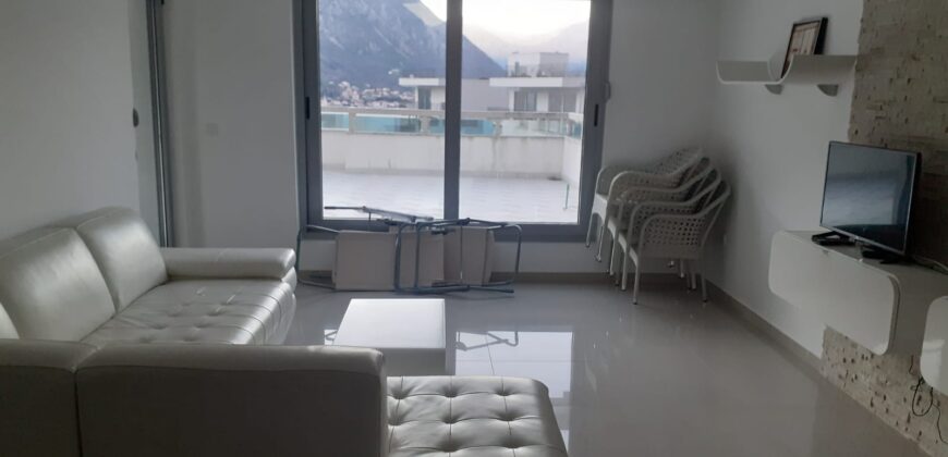 SATILIK DAİRE KOTOR’DA