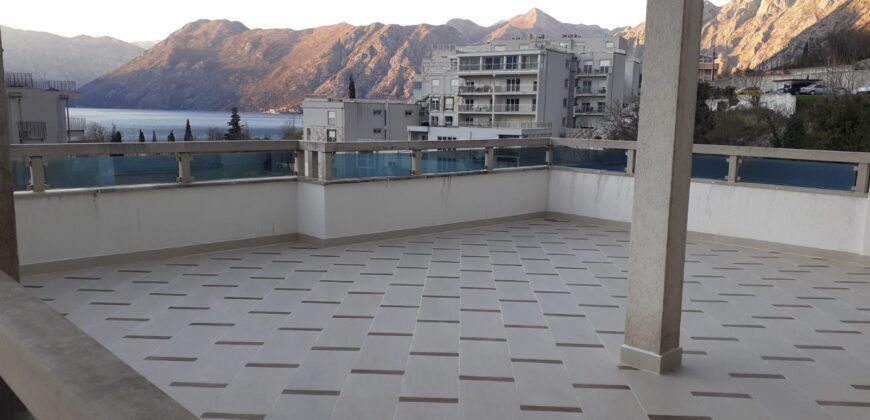 SATILIK DAİRE KOTOR’DA