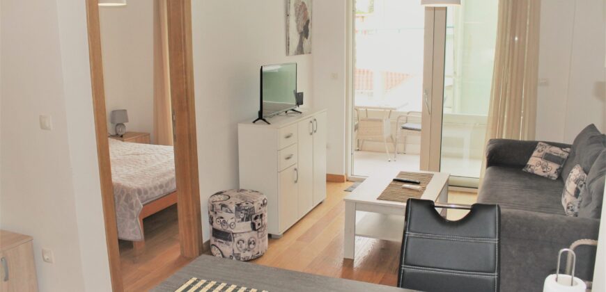 One bedroom apartment (45 sq m) in Budva.