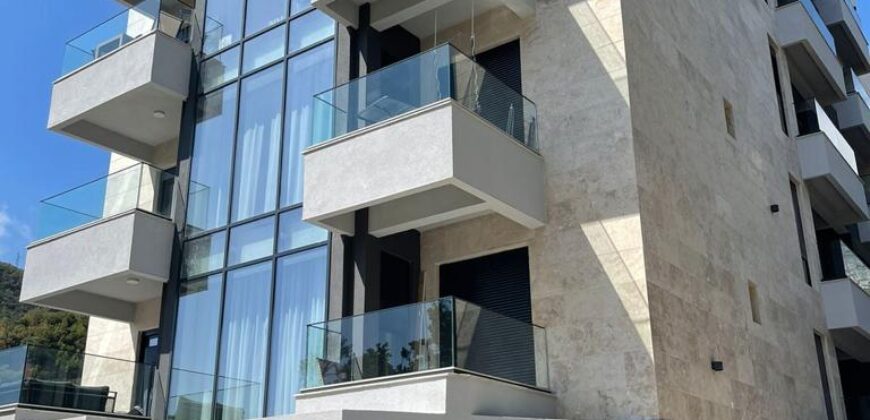 2 APARTMENTS FOR SALE İN BUDVA