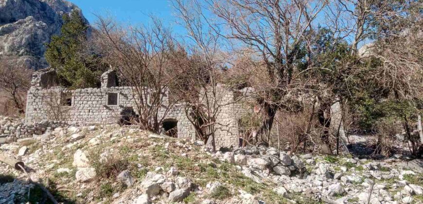 Land on sale in Orahovac/Kotor